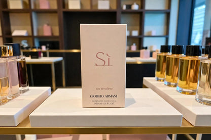 Giorgio Armani Si Eau De Toilette For Women – 100ml | Soft Feminine Luxury Perfume